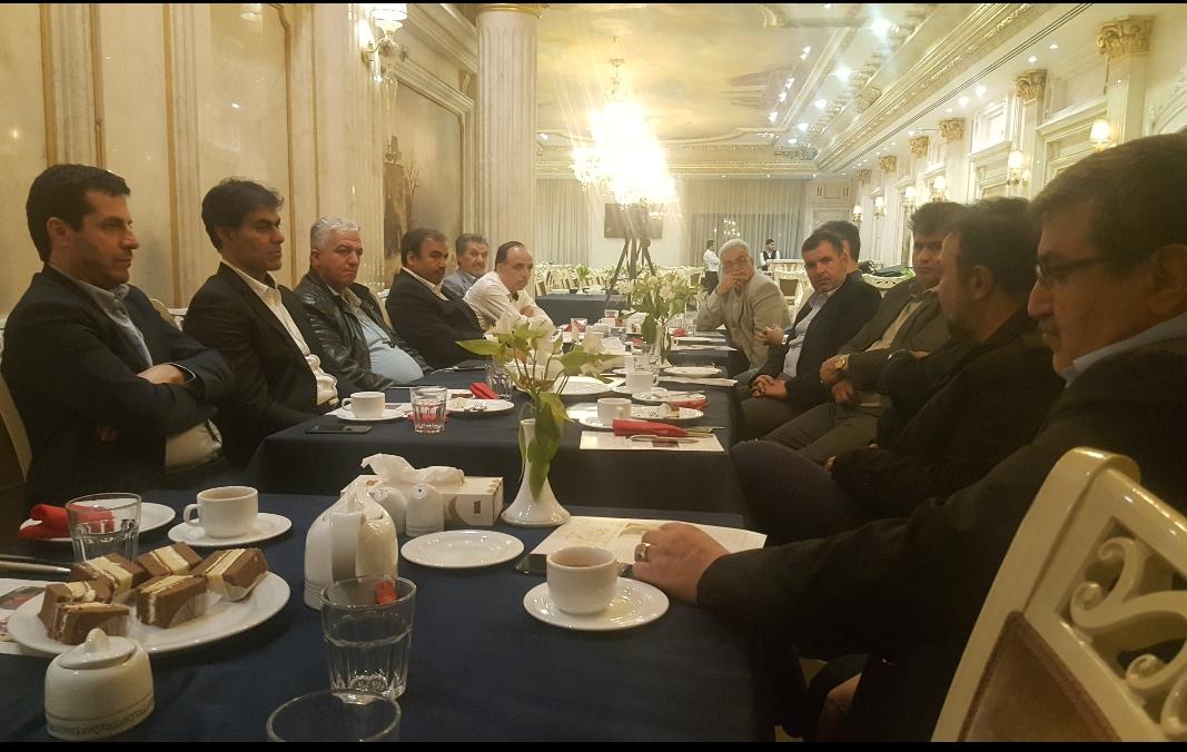 جلسه دورهمی خیریه نورا