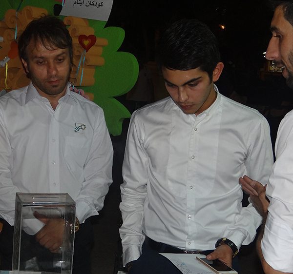 غرفه اکرام خیریه نورا بوستان آب و آتش 95