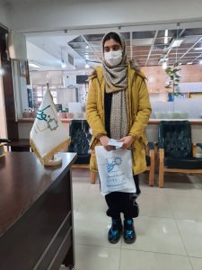 اهدا جایزه به برندگان نقاشی فرزندان خیرین