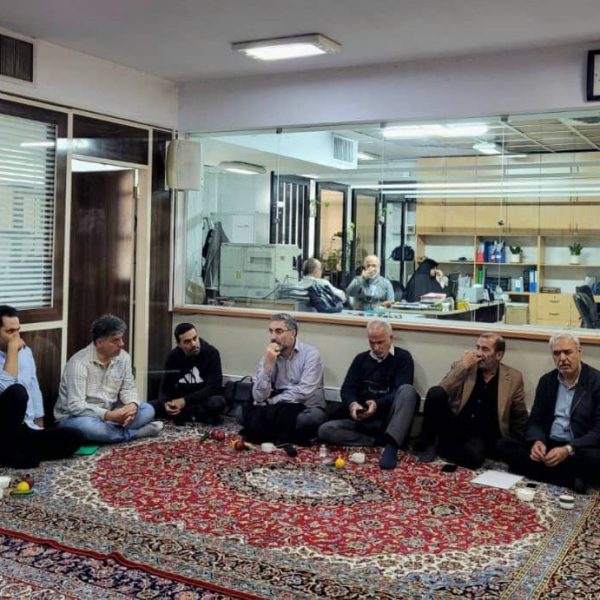 گزارش تصویری برگزاری مجمع فوق‌العاده هیئت‌امنای خیریه نورا