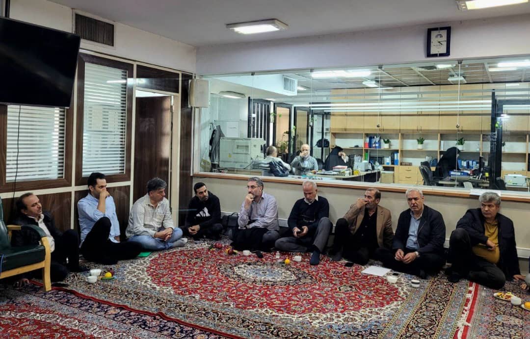 گزارش تصویری برگزاری مجمع فوق‌العاده هیئت‌امنای خیریه نورا